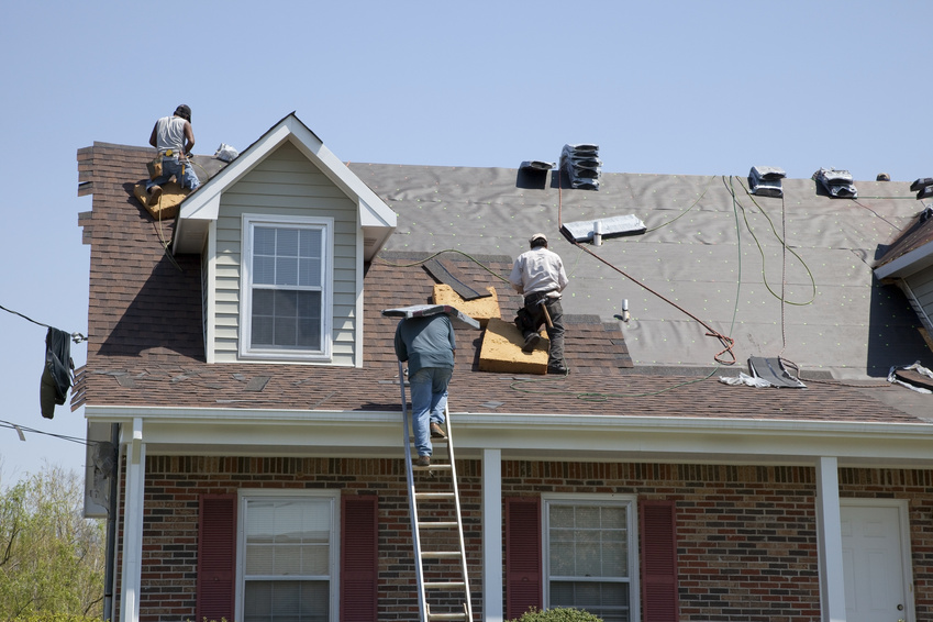 3 raisons pour lesquelles vous devriez choisir la réparation professionnelle des toits