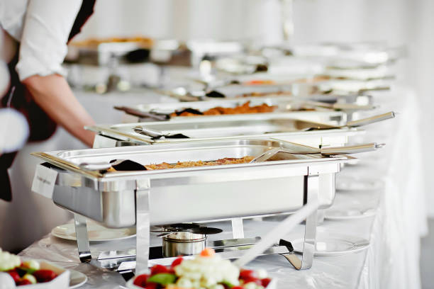 Comment un traiteur événement professionnel Grenoble peut-il accompagner une conférence avec des pauses repas intégrées ?