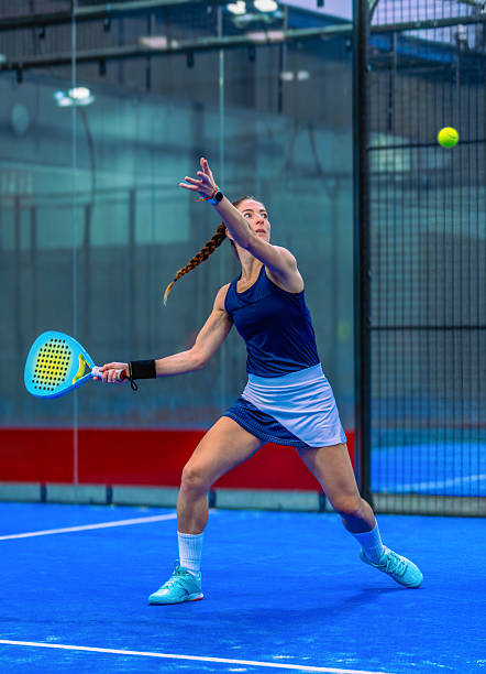 Quels produits anti-mousse conviennent à un entretien court de tennis ?